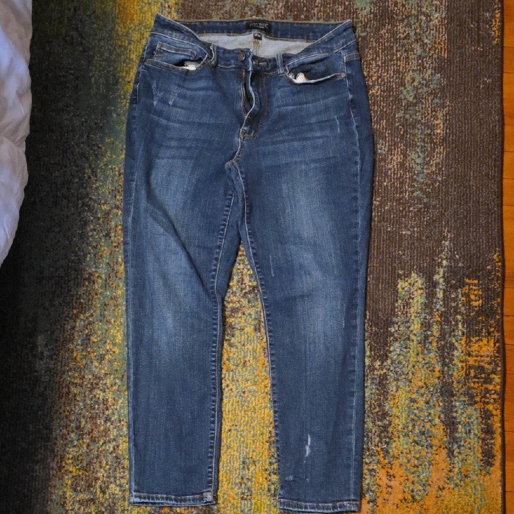 Judy Blue Medium Wash Skinny Jeans